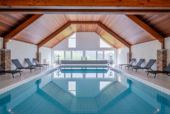 Villa de luxe avec piscine pour 18 personnes  Aubel, en Ardenne.