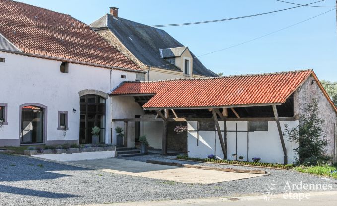 Sjour inoubliable en Ardenne : Charmante maison de vacances avec piscine  Habay, idale pour 9 personnes