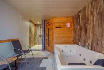 Villa de luxe  louer pour 12 personnes  Malmedy avec sauna et bain  bulles