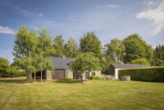 Maison de caractre pour six en Ardenne  Sainte-Ode : Confort, rusticit et nature