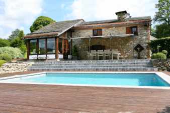 Chalet de luxe avec piscine et sauna  louer  Trois-Ponts