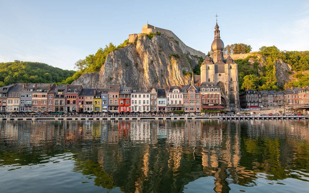 Nature Et Patrimoine Dinant Cest La Ville Belge à Découvrir Oui Go