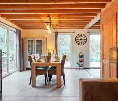 Maison de vacances adaptée aux familles avec salle de jeux à Alle-sur-Semois, Ardenne