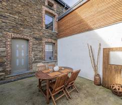 Charmante maison chien admis Alle-sur-Semois, 4 personnes, 2 chambres avec salle de bain, chauffage au sol, admis aux animaux, proche du Parc National de la Vallée de la Semois