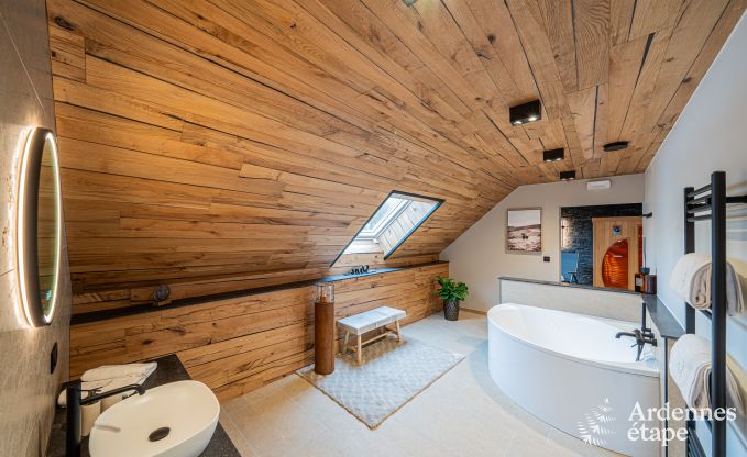 Appartement de luxe  Amel : sjour romantique pour 4 personnes avec sauna et jacuzzi en Ardenne