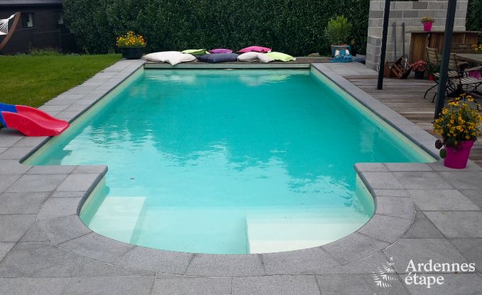 Maison de vacances avec piscine chauffée et salle de jeux dans Anthisnes