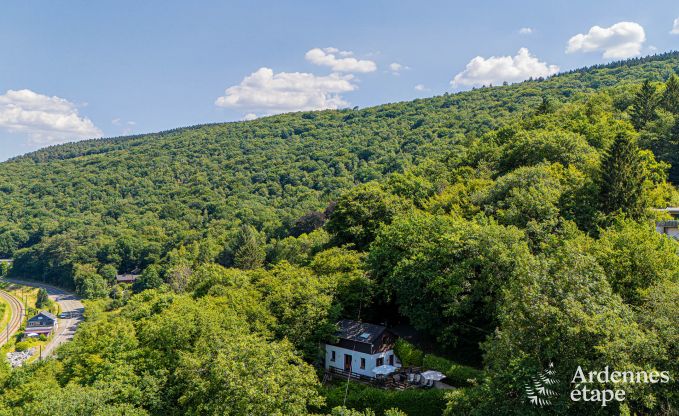 Chalet confortable pour 5 personnes  Aywaille avec 2 chambres, terrasse prive et jardin