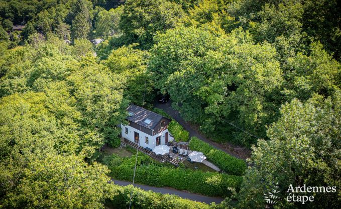 Chalet confortable pour 5 personnes  Aywaille avec 2 chambres, terrasse prive et jardin