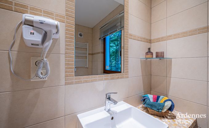 Chalet confortable pour 5 personnes  Aywaille avec 2 chambres, terrasse prive et jardin