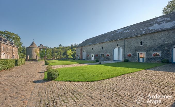 Chteau  Bastogne pour 30 personnes en Ardenne