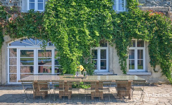 Chteau  Bastogne pour 30 personnes en Ardenne