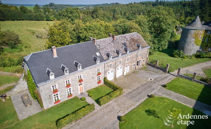 Chteau  Bastogne pour 30 personnes en Ardenne