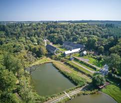 Château à Bastogne pour 30 personnes en Ardenne