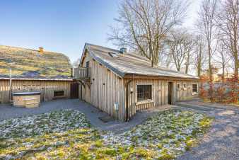 Maison de vacances charmante  Bastogne pour 4 personnes avec jardin et bain d'eau chaude