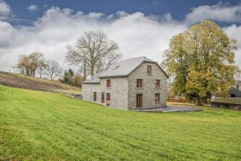 Maison de vacances villageoise grande capacit avec sauna  Bastogne