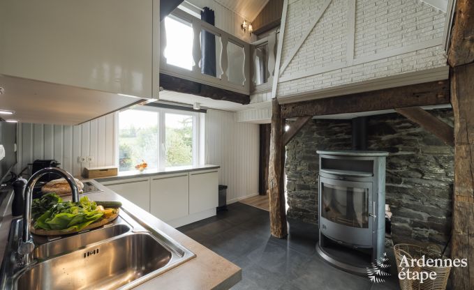 Charmante petite ferme pour 6 personnes  Bastogne avec jacuzzi intrieur et extrieur