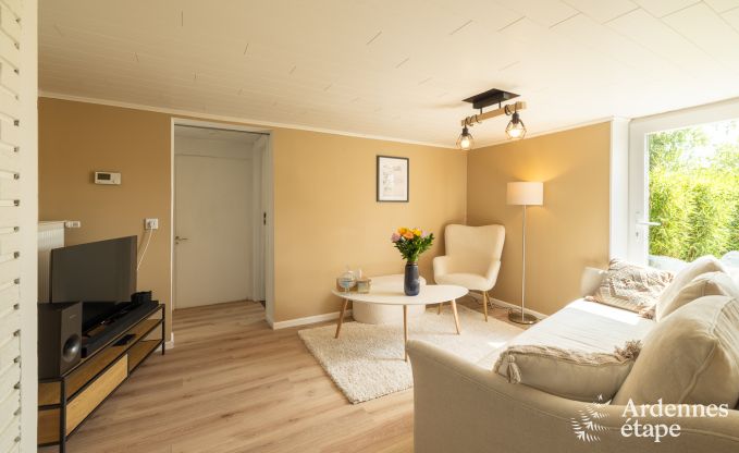 Charmante petite ferme pour 6 personnes  Bastogne avec jacuzzi intrieur et extrieur