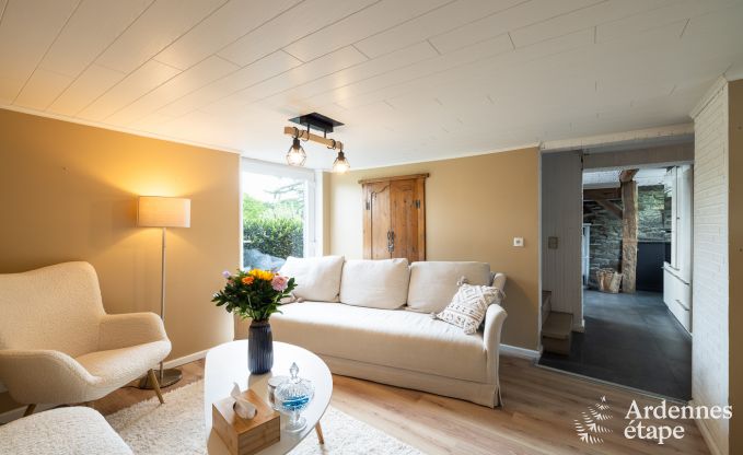 Charmante petite ferme pour 6 personnes  Bastogne avec jacuzzi intrieur et extrieur