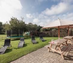 Grande maison de vacances à Bastogne pour 14 personnes avec bien-être et espace détente