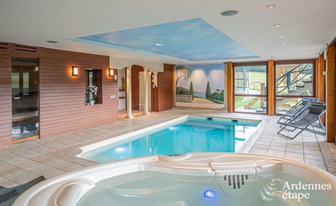 Sjour de luxe pour 9 personnes : villa tout confort avec piscine et proximit des sites touristiques de l'Ardenne