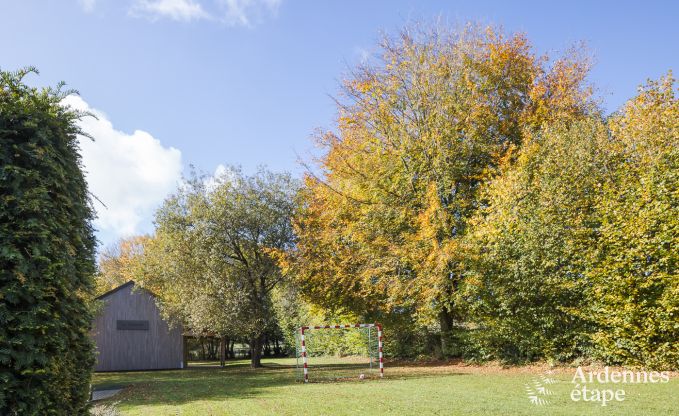 Villa de luxe avec piscine intrieure  Bastogne pour 24 personnes