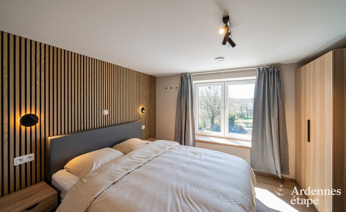 Maison de vacances � Bastogne : logement spacieux pour 14 personnes avec 6 chambres et salle de jeux