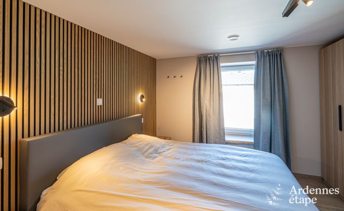 Maison de vacances � Bastogne : logement spacieux pour 14 personnes avec 6 chambres et salle de jeux