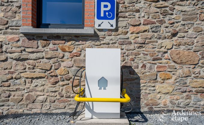 Maison de vacances � Bastogne : logement spacieux pour 14 personnes avec 6 chambres et salle de jeux