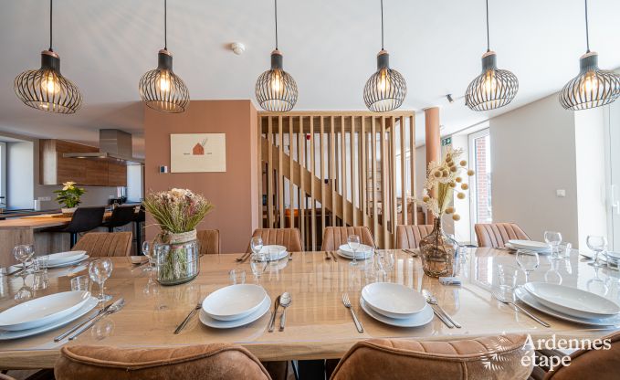 Maison de vacances � Bastogne : logement spacieux pour 14 personnes avec 6 chambres et salle de jeux