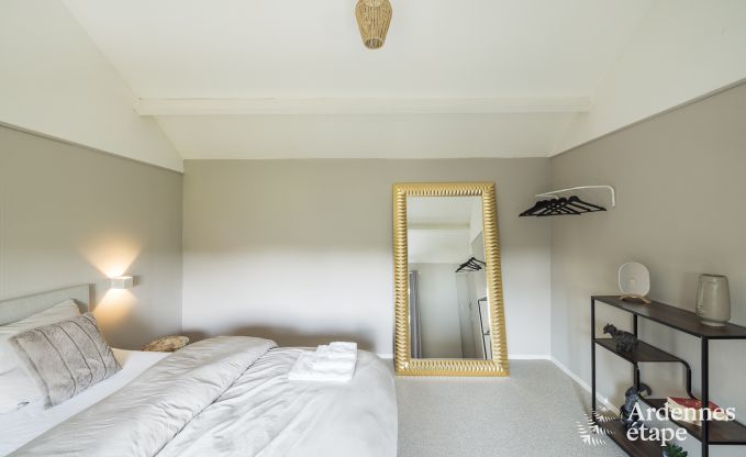 Charmante petite ferme pour 6 personnes  Bastogne avec jacuzzi intrieur et extrieur