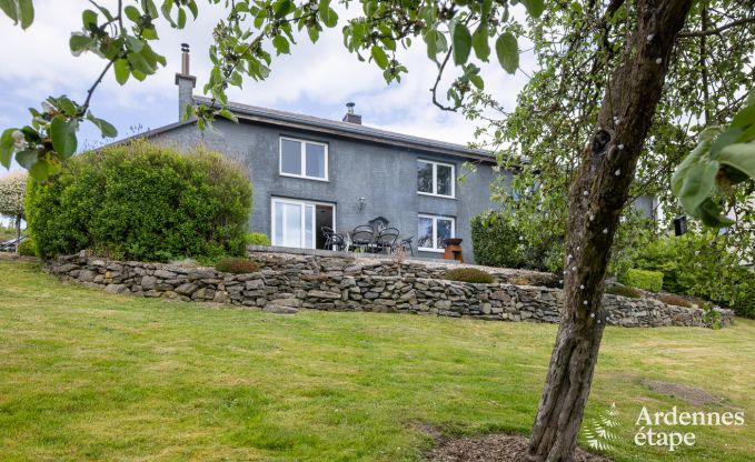 Charmante petite ferme pour 6 personnes  Bastogne avec jacuzzi intrieur et extrieur