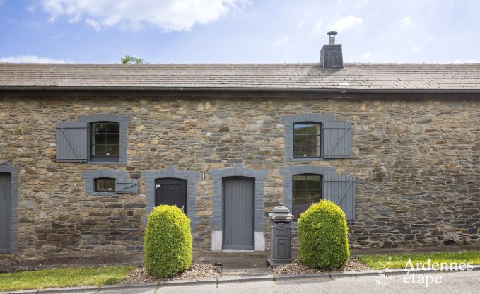 Charmante petite ferme pour 6 personnes  Bastogne avec jacuzzi intrieur et extrieur