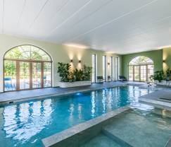 Château à Beauraing pour 38 personnes en Ardenne