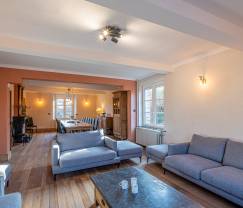 Maison de vacances spacieuse à Beauraing pour grandes familles