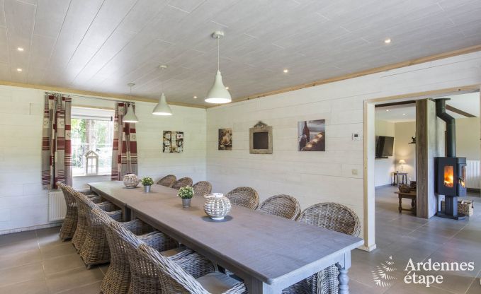 Superbe villa 12 personnes avec espace détente à Beauraing