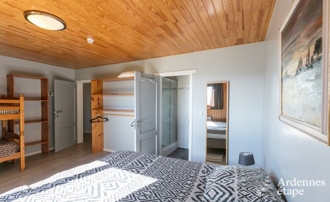 Chalet spacieux et confortable  Beauraing, Ardenne