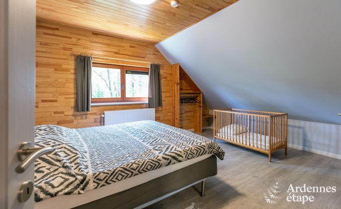 Chalet spacieux et confortable  Beauraing, Ardenne