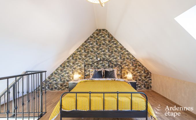 Ch�teau � Beauraing pour 38 personnes en Ardenne