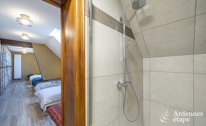 Ch�teau � Beauraing pour 38 personnes en Ardenne