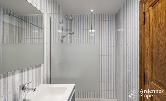 Ch�teau � Beauraing pour 38 personnes en Ardenne