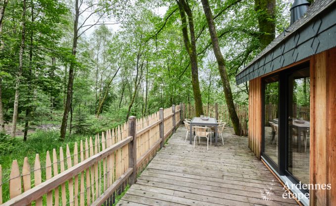 Cabane dans les arbres  Bertrix, Ardenne