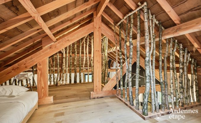 Cabane dans les arbres  Bertrix, Ardenne