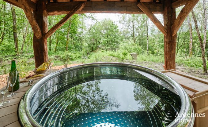 Cabane dans les arbres  Bertrix, Ardenne