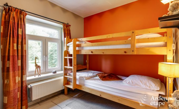 Agréable et confortable maison de vacances pour 10 personnes à Bertrix