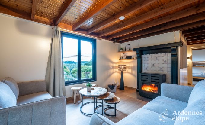 Chalet authentique pour 8 personnes  Bivre avec 4 chambres, poele  pellets, bain nordique, jardin priv et local  vlos