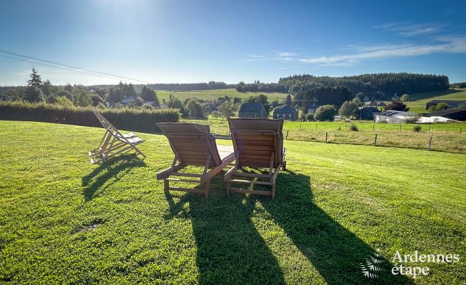 Maison de vacances avec piscine  Bivre, Ardenne