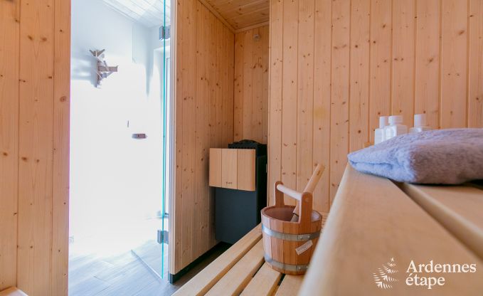 Jolie maison de vacances à Bièvre pour 12 personnes en Ardenne
