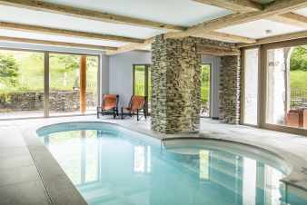 Villa luxueuse à Bouillon pour 20 personnes en Ardenne