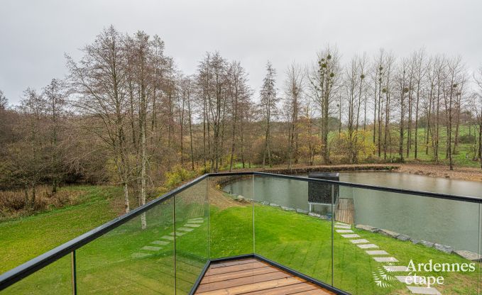 Chalet de luxe � Brognon pour 20 personnes avec piscine ext�rieure chauff�e, jacuzzi ext�rieur et sauna au bord du lac