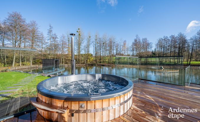 Chalet de luxe � Brognon pour 20 personnes avec piscine ext�rieure chauff�e, jacuzzi ext�rieur et sauna au bord du lac